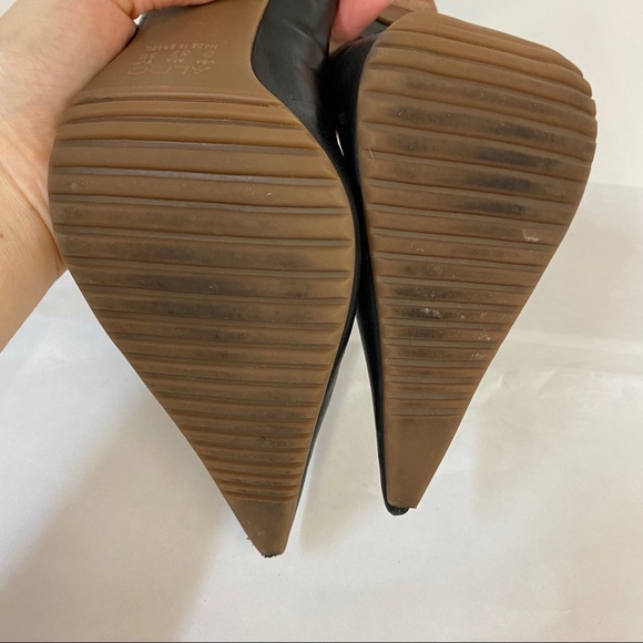 Aldo Supple Black Pointy Toe Stacked Heels - Picture 7 of 10